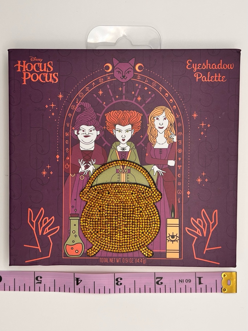 Disney Hocus Pocus 12 Shade Eyeshadow Palette With Mirror - Picture 5 of 6